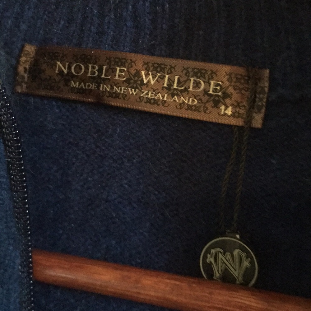 NWT Noble Wilde Possum Merino Wool Gillet Vest - Picture 3 of 5